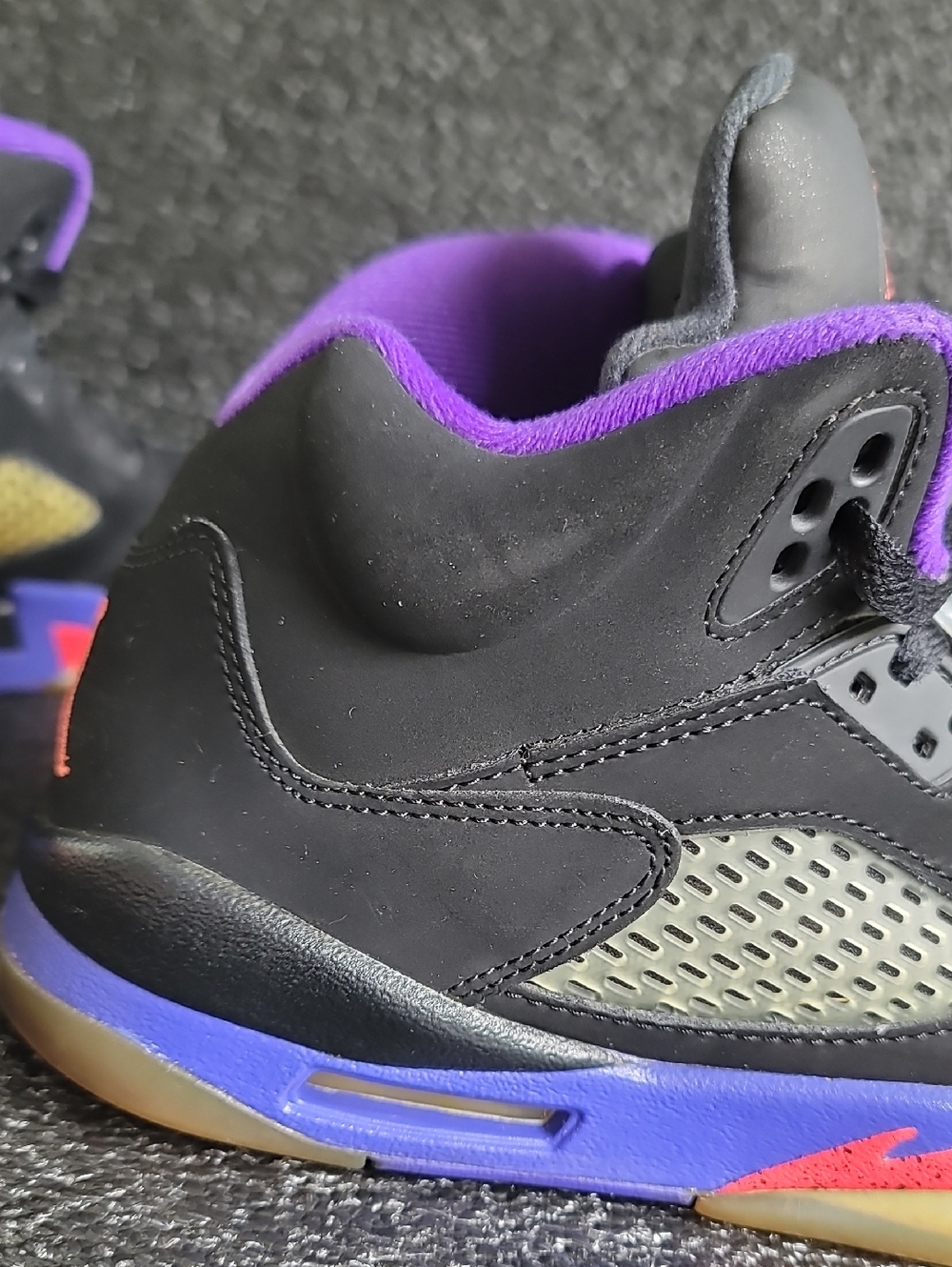 Nike Air Jordan 5 'Raptors' "Ember Glow/Fierce Purple" Wmns 8 Great Condition - Picture 11 of 13